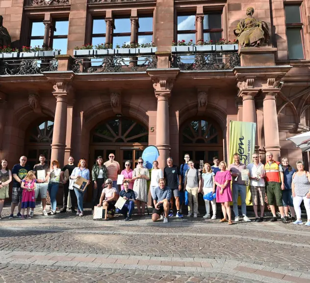 Teilnehmende der Siegerehrung am Ende des Wettbewerbs Stadtradeln 2023