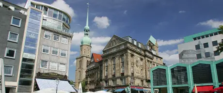 Der 'Alter Markt' ist Treffpunkt für Jung un Alt in der Dortmunder City