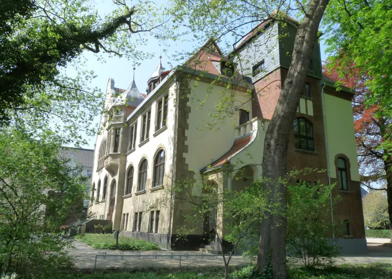 Im Stadtbezirk Mengede gibt es viele historische Gebäude.