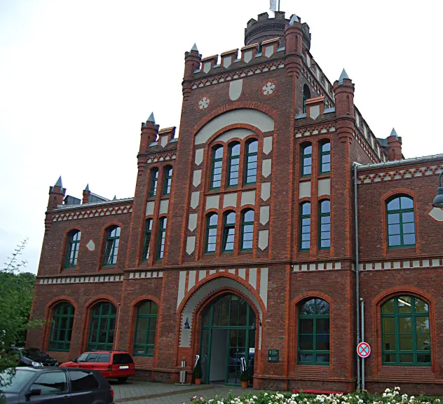 Im Gebäude der ehemaligen Zeche Adolph von Hansemann findet heute kulturelle Veranstaltungen statt.