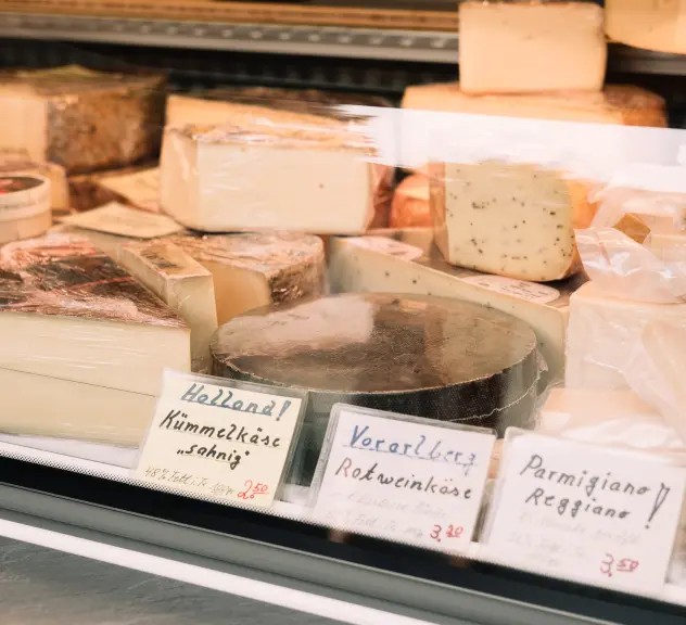 Frischer Käse auf dem Martener Wochenmarkt