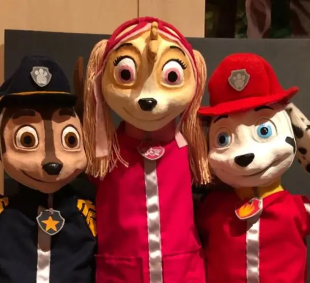 Drei Paw-Patrol Puppen