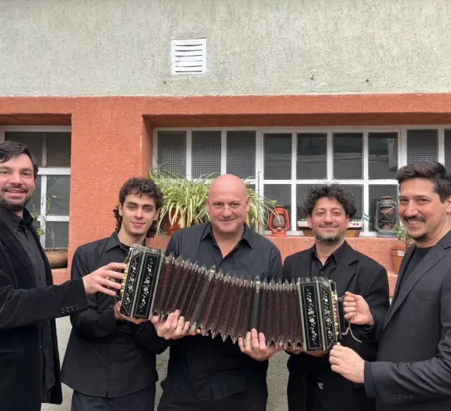 Carlos Quilici y su Quinteto Los Tauras