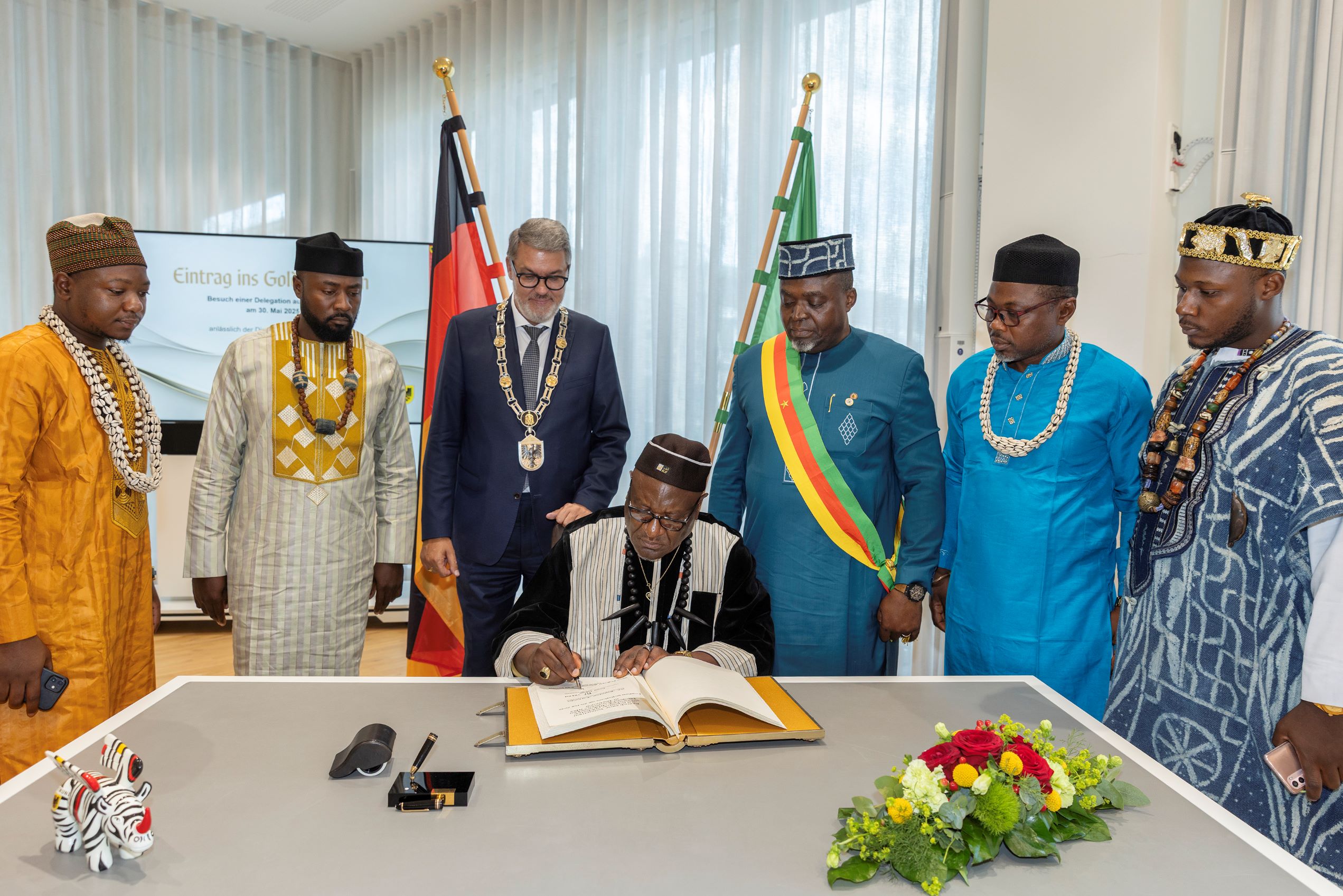 Delegation aus Kamerun im Rathaus